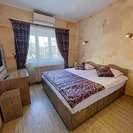 Yusuf Bey House Готель Гьореме