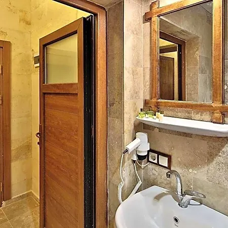 Готель Yusuf Bey House 3*