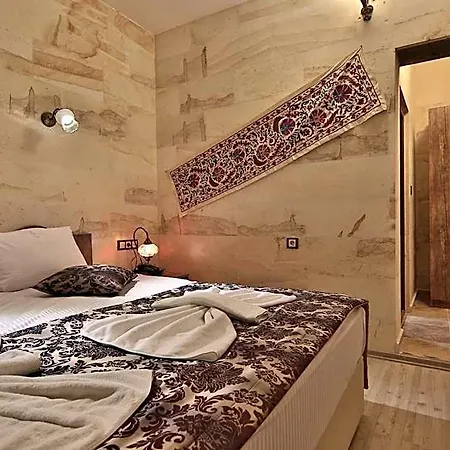 Готель Yusuf Bey House 3*